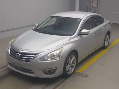 Nissan TEANA