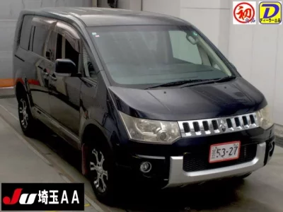 Mitsubishi DELICA D5