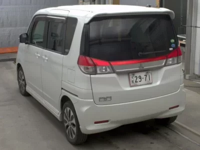Mitsubishi DELICA D2