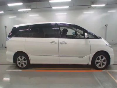 Toyota ESTIMA HYBRID