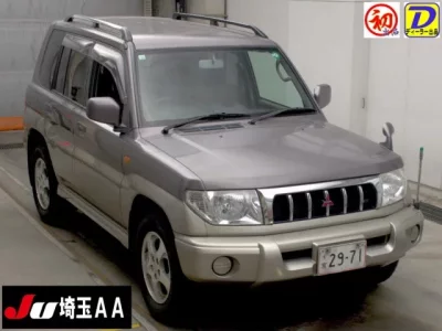 Mitsubishi PAJERO IO