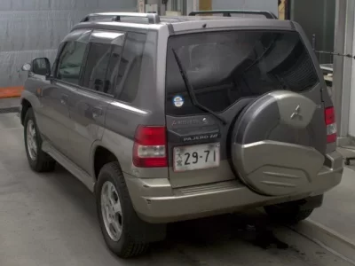 Mitsubishi PAJERO IO
