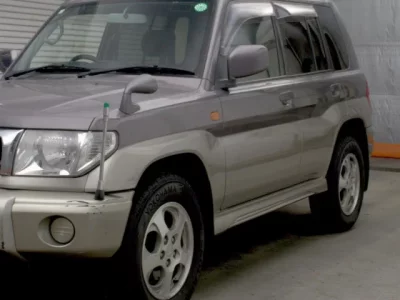 Mitsubishi PAJERO IO