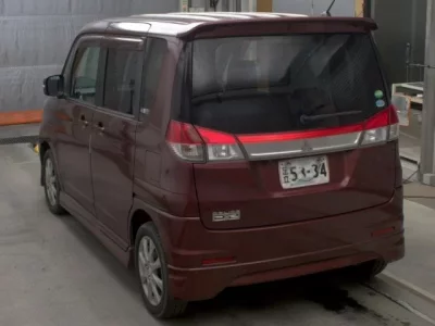 Mitsubishi DELICA D2