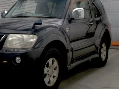 Mitsubishi PAJERO