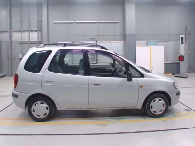 Toyota COROLLA SPACIO