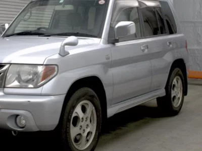 Mitsubishi PAJERO IO