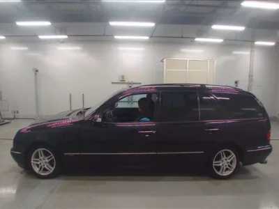 Mercedes-Benz E CLASS WAGON
