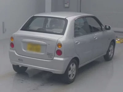 Daihatsu Esse