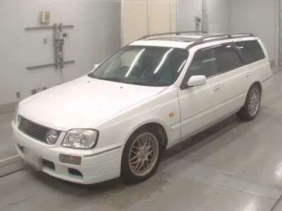Nissan STAGEA