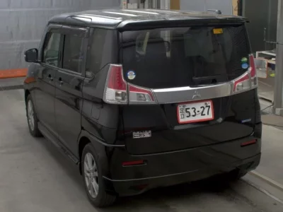 Mitsubishi DELICA D2