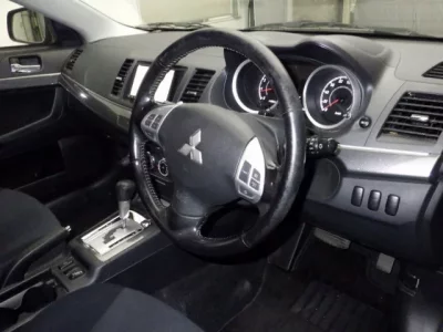 Mitsubishi GALANT FORTIS