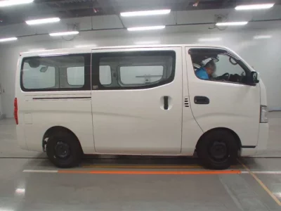 Nissan CARAVAN VAN