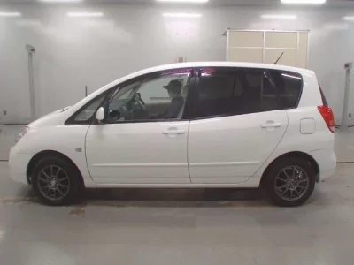 Toyota COROLLA SPACIO