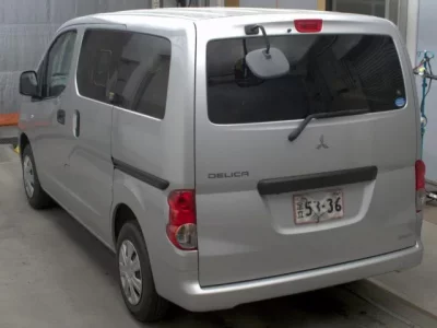Mitsubishi DELICA