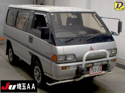 Mitsubishi DELICA WAGON