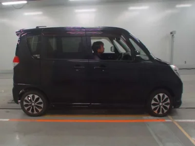 Mitsubishi DELICA D2