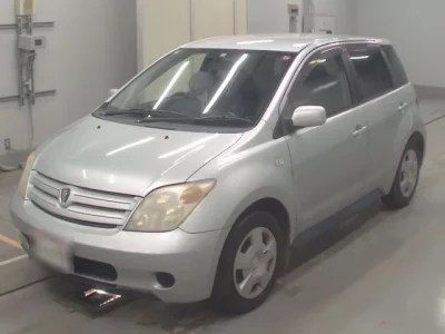 Toyota IST