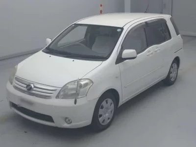 Toyota RAUM