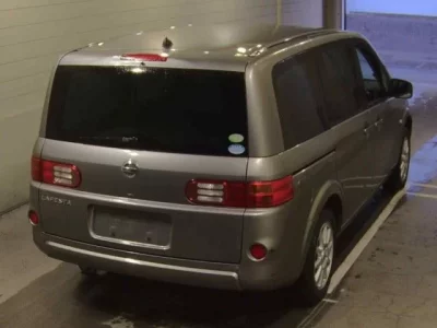 Nissan LAFESTA