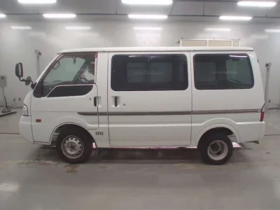 Mazda BONGO VAN