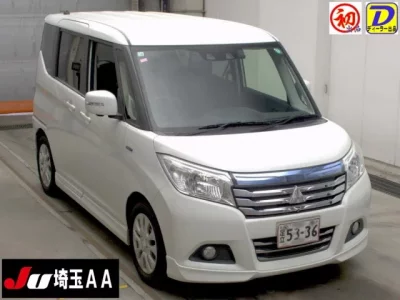 Mitsubishi DELICA D2