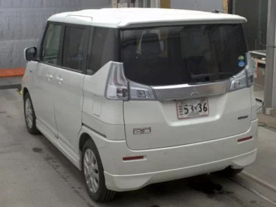 Mitsubishi DELICA D2