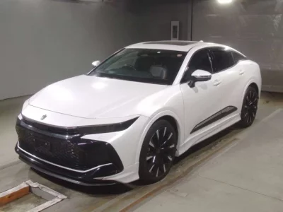 Toyota CROWN CROSSOVER