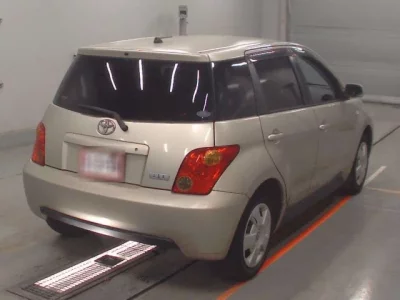 Toyota IST
