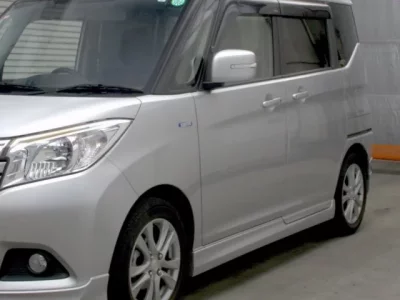 Mitsubishi DELICA D2