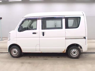 Mitsubishi MINICAB VAN