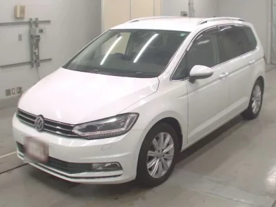 Volkswagen GOLF TOURAN