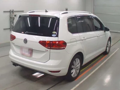 Volkswagen GOLF TOURAN