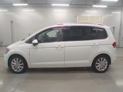 Volkswagen GOLF TOURAN