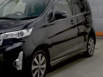 Mitsubishi EK CUSTOM