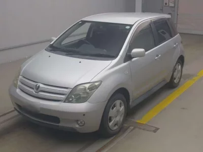 Toyota IST