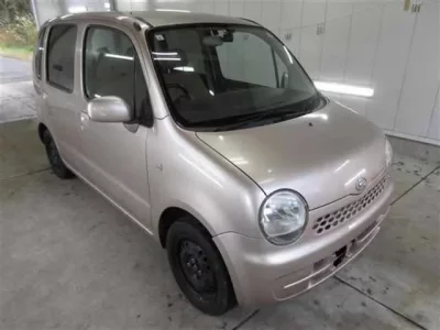 Daihatsu MOVE LATTE
