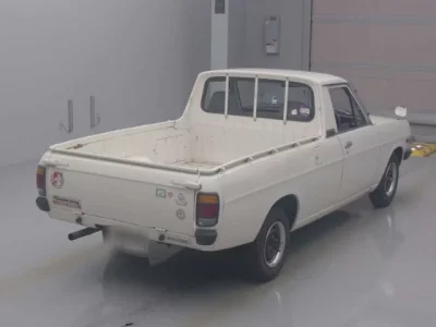 Nissan SUNNY TRUCK