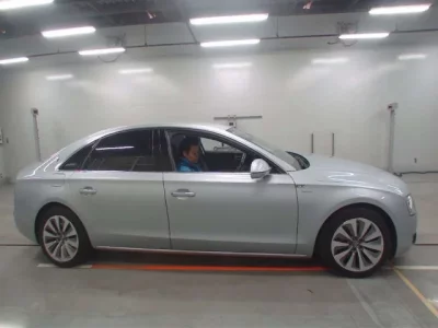 Audi A8
