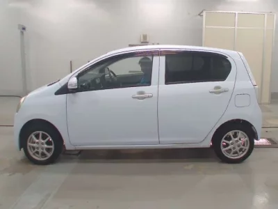 Daihatsu MIRA E S