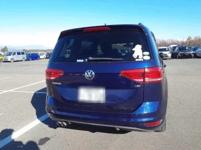 Volkswagen GOLF TOURAN