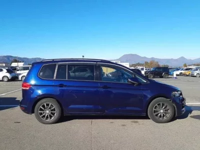 Volkswagen GOLF TOURAN