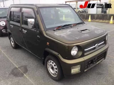 Daihatsu NAKED