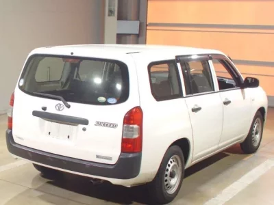 Toyota SUCCEED