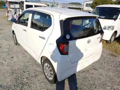 Daihatsu MIRA E S