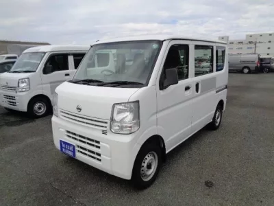 Nissan CLIPPER VAN