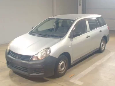 Mitsubishi LANCER VAN