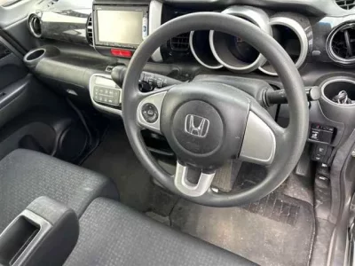 Honda N BOX PLUS