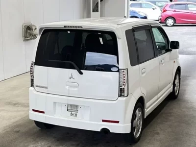 Mitsubishi EK SPORTS