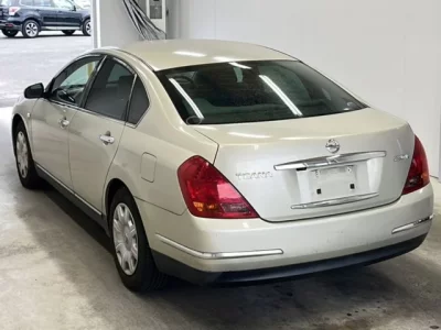 Nissan TEANA